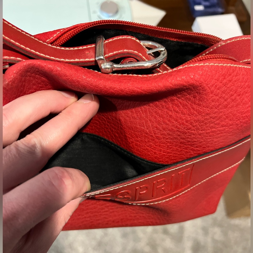 90s ESPRIT red faux leather crossbody bag - Picture 7 of 7
